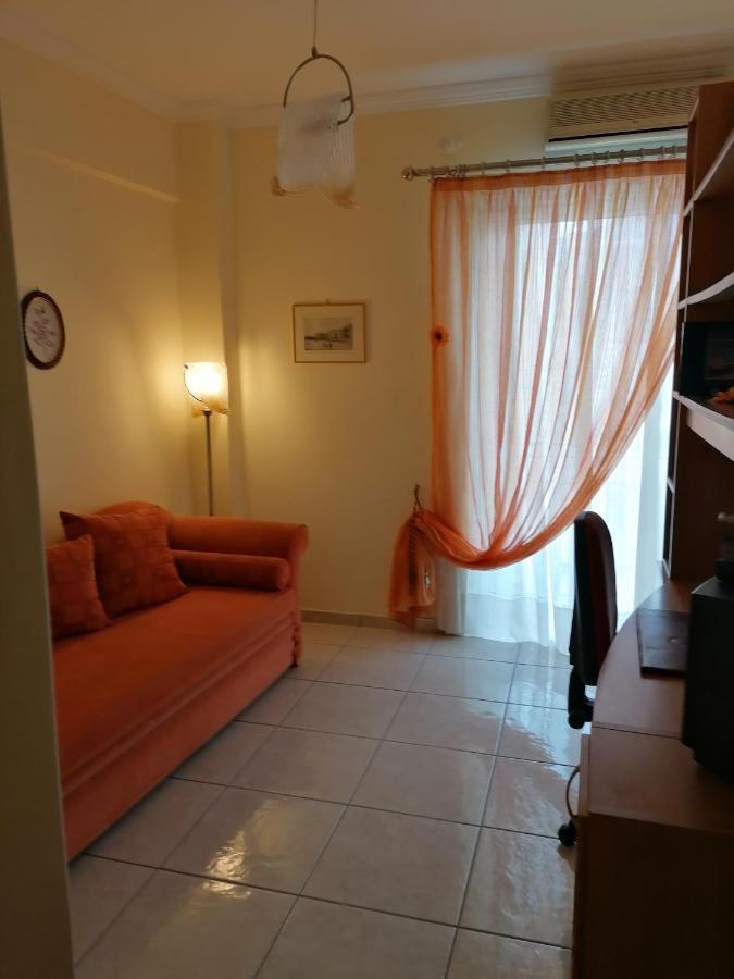Apartment Giorgos Kalamáta Buitenkant foto