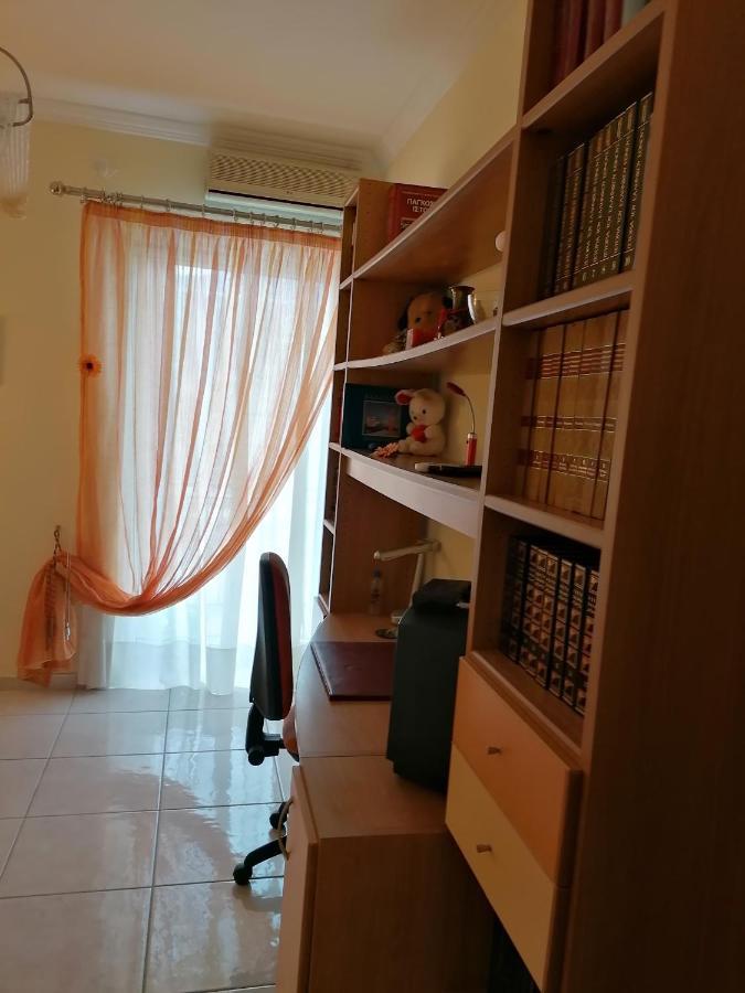 Apartment Giorgos Kalamáta Buitenkant foto