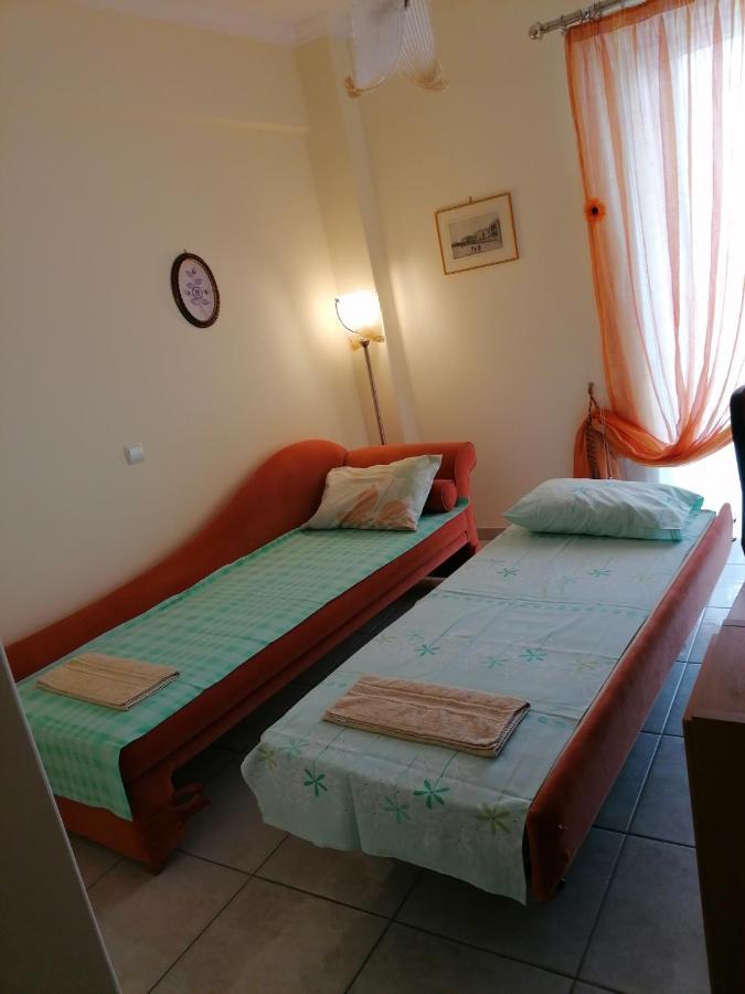 Apartment Giorgos Kalamáta Buitenkant foto