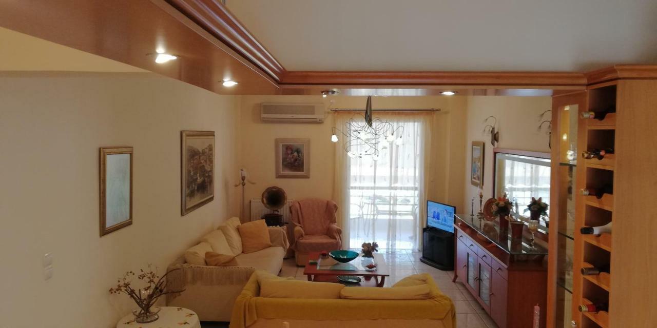 Apartment Giorgos Kalamáta Buitenkant foto