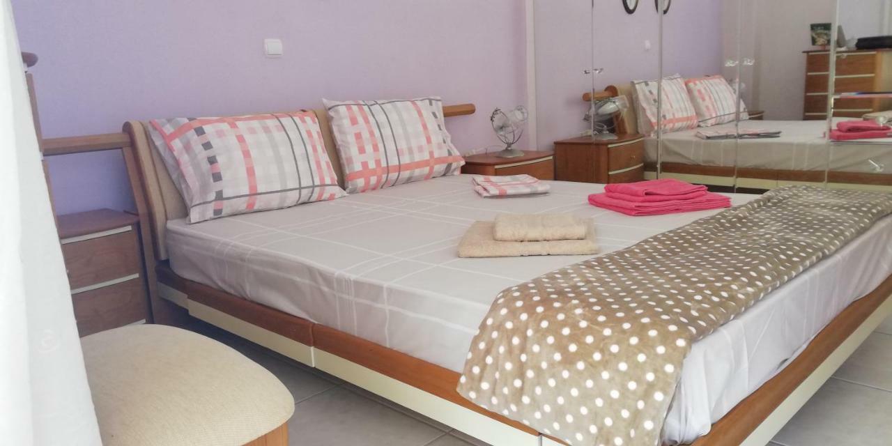 Apartment Giorgos Kalamáta Buitenkant foto
